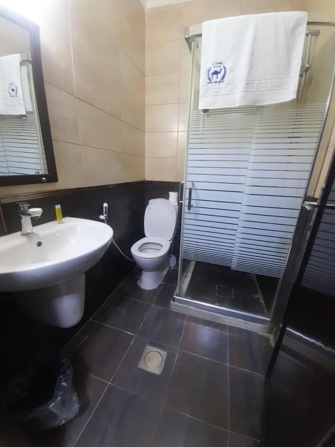 Al Jamal Suites Exteriör bild